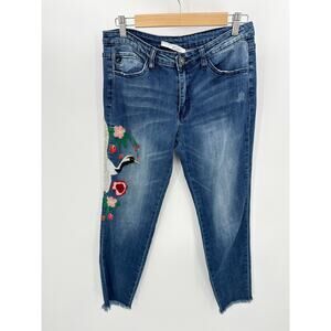 KanCan Jeans Women 11/29 Blue Floral Bird Embroidered Medium Wash Denim Raw Hem